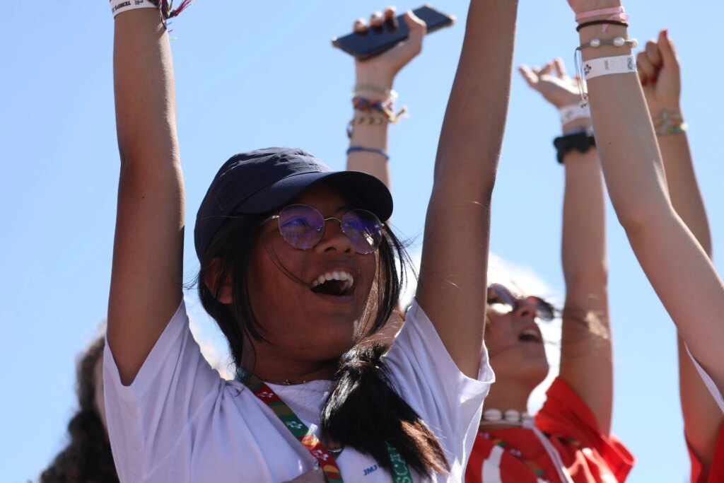 Young people in praise at the Welcome to Paradise festival